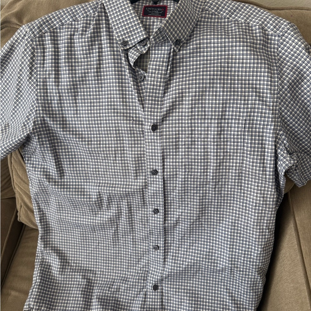 UNTUCKit Men's Gray and White Plaid Shirt